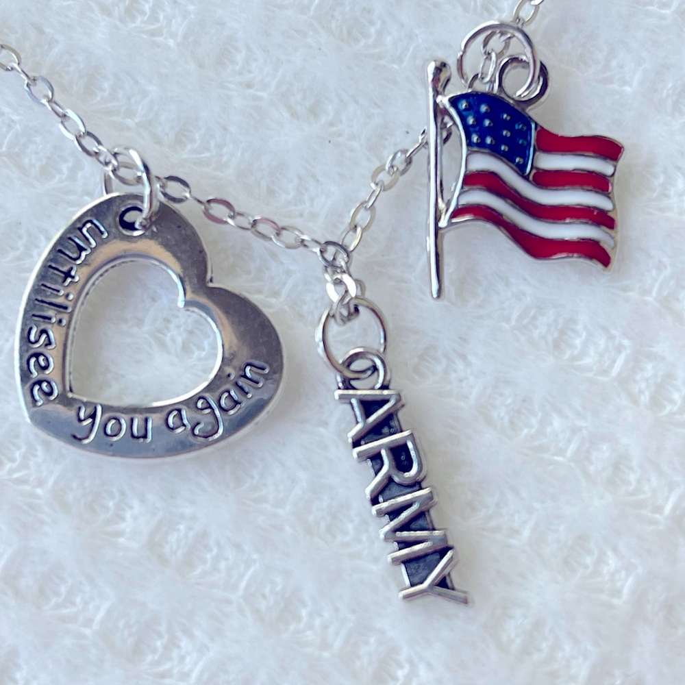 ARMY NECKLACE 🇺🇸